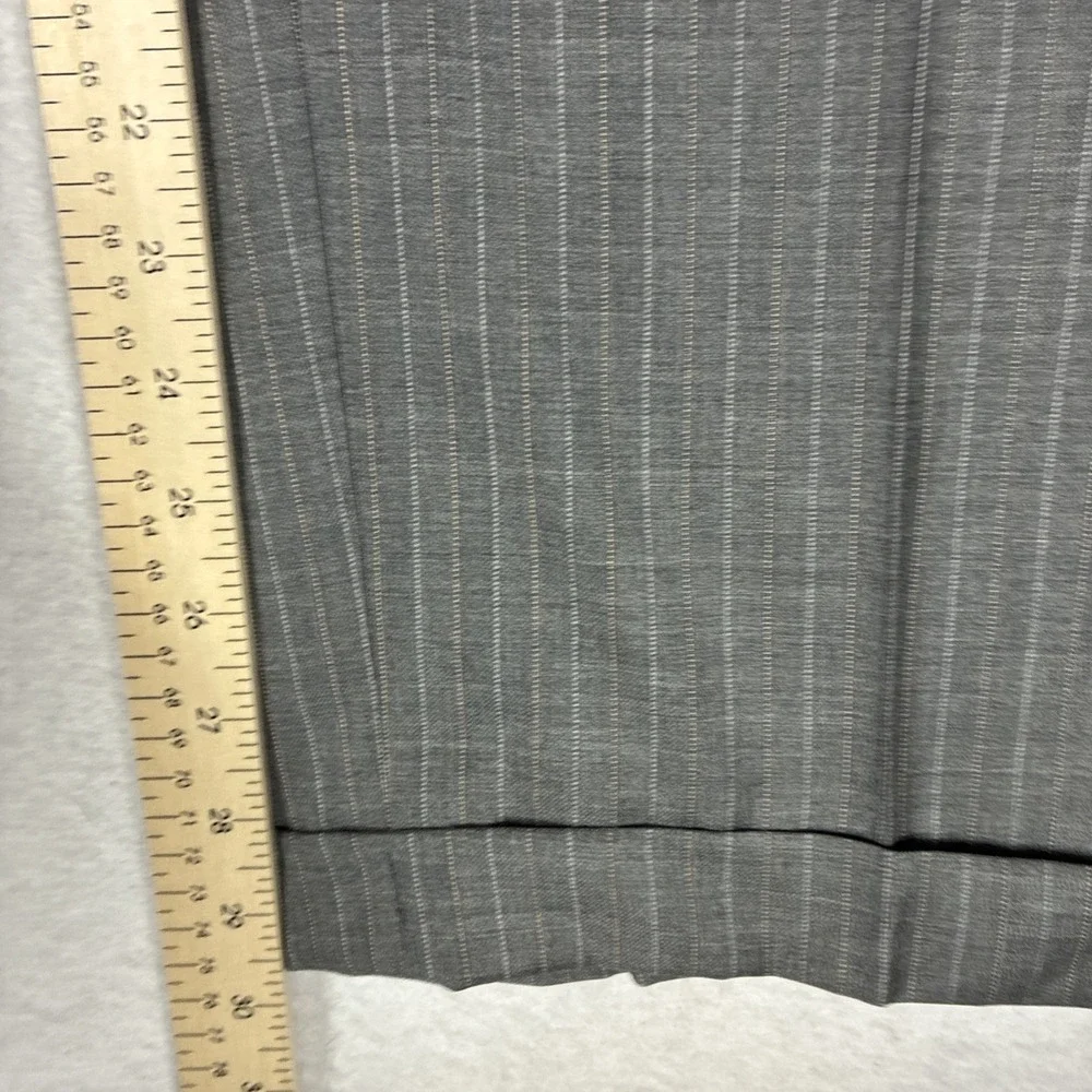 Jos. A Bank Signature Men's Wool Gray Pinstripe Suit 2 Piece 42R 35x30
